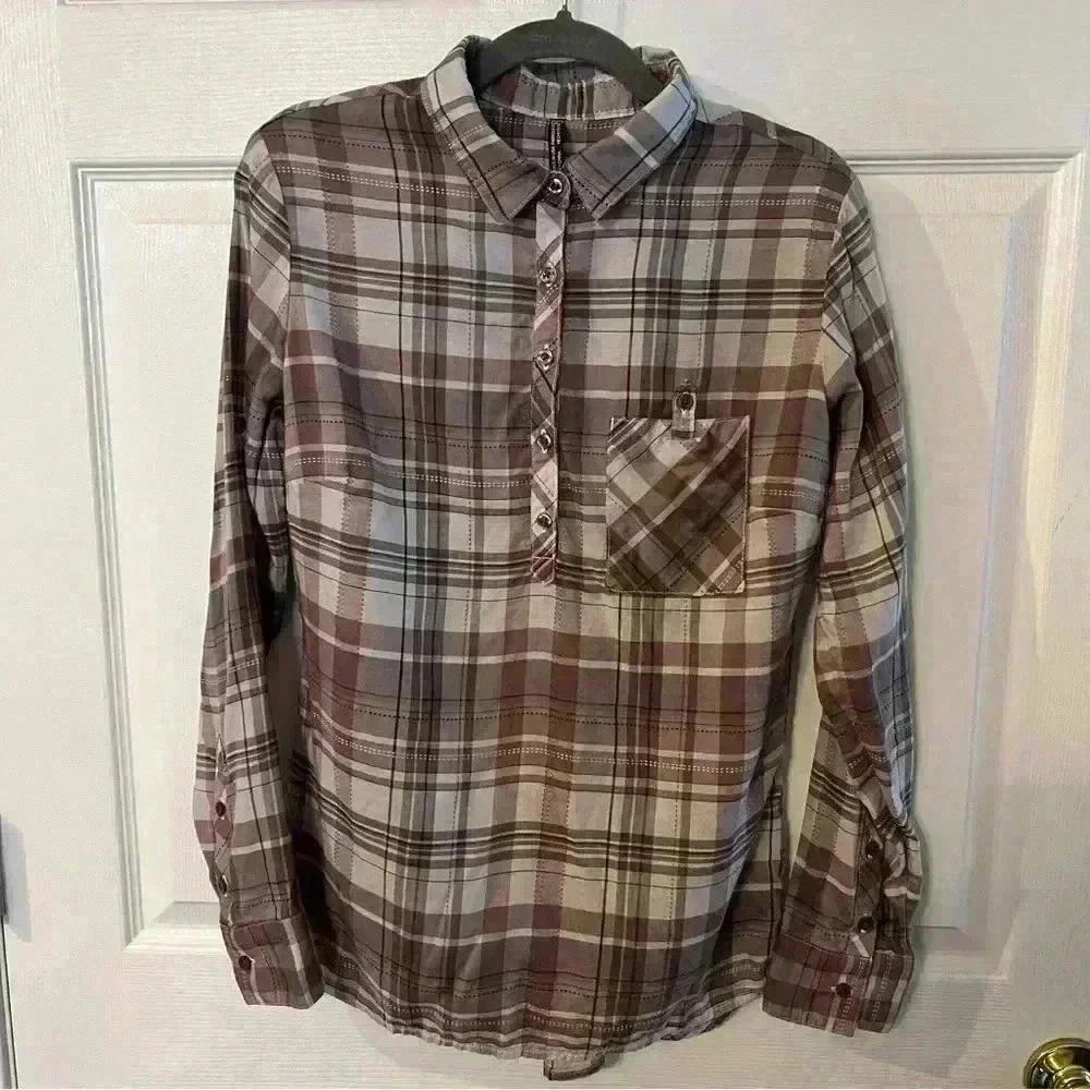 Kuhl Women’s Half Button Down Purple Plaid Shirt Size Medium EUC Tencel